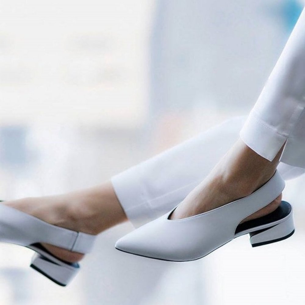 Via Spiga Darwin Slingback High Vamp Pumps white 7